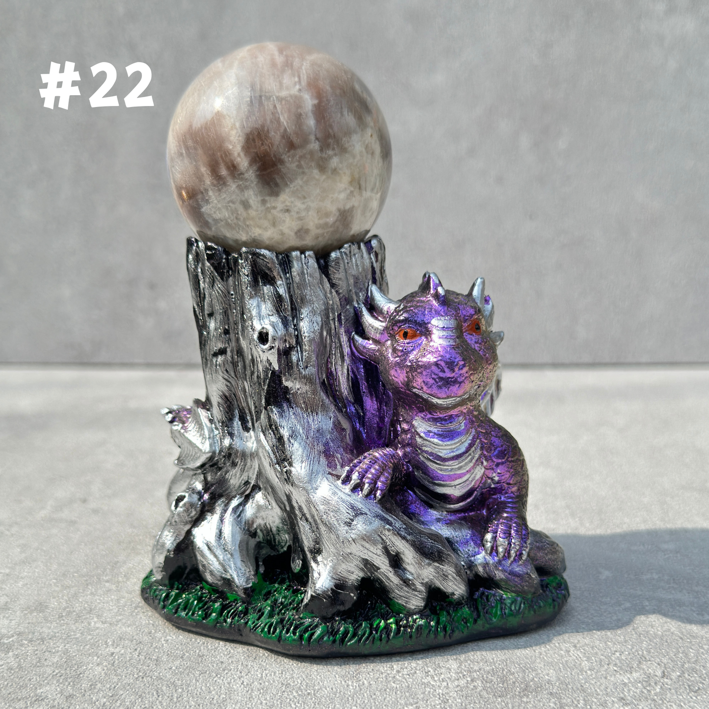 Resin Sphere Holder - Shop