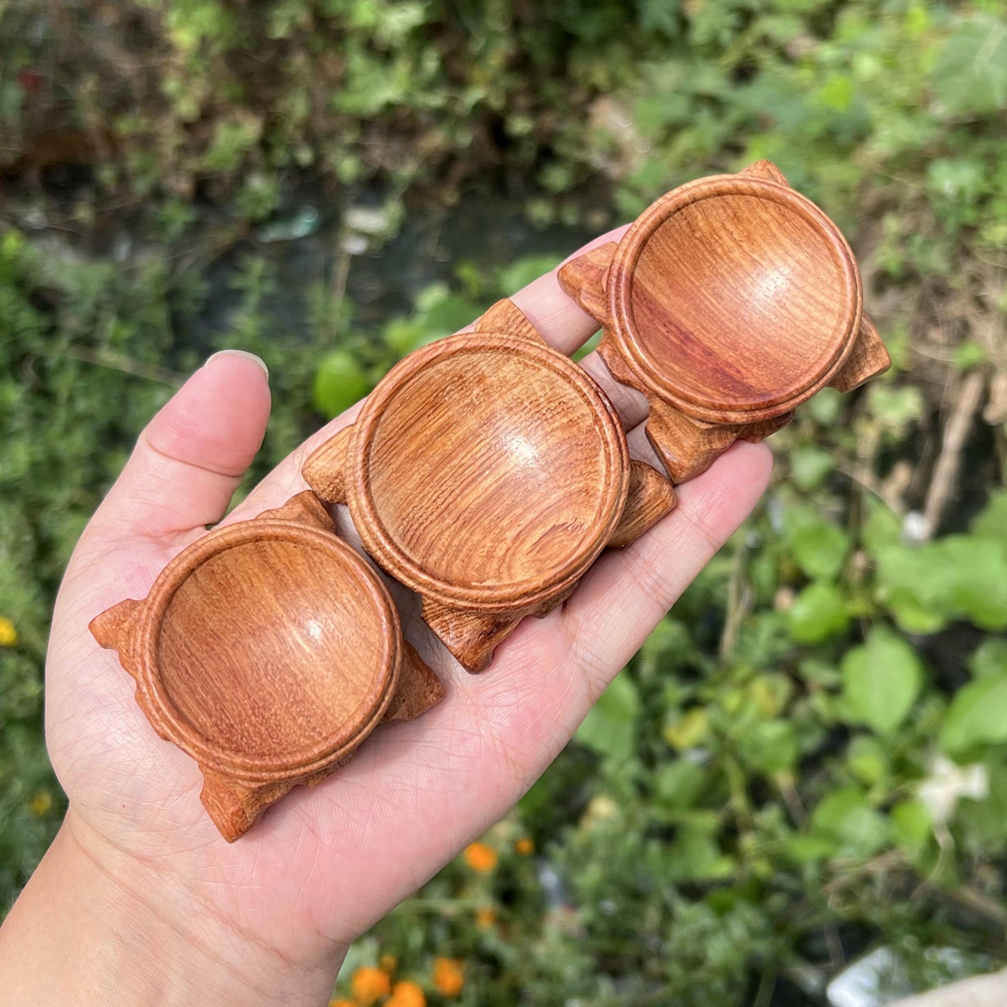 Wooden Sphere Holder - Shop