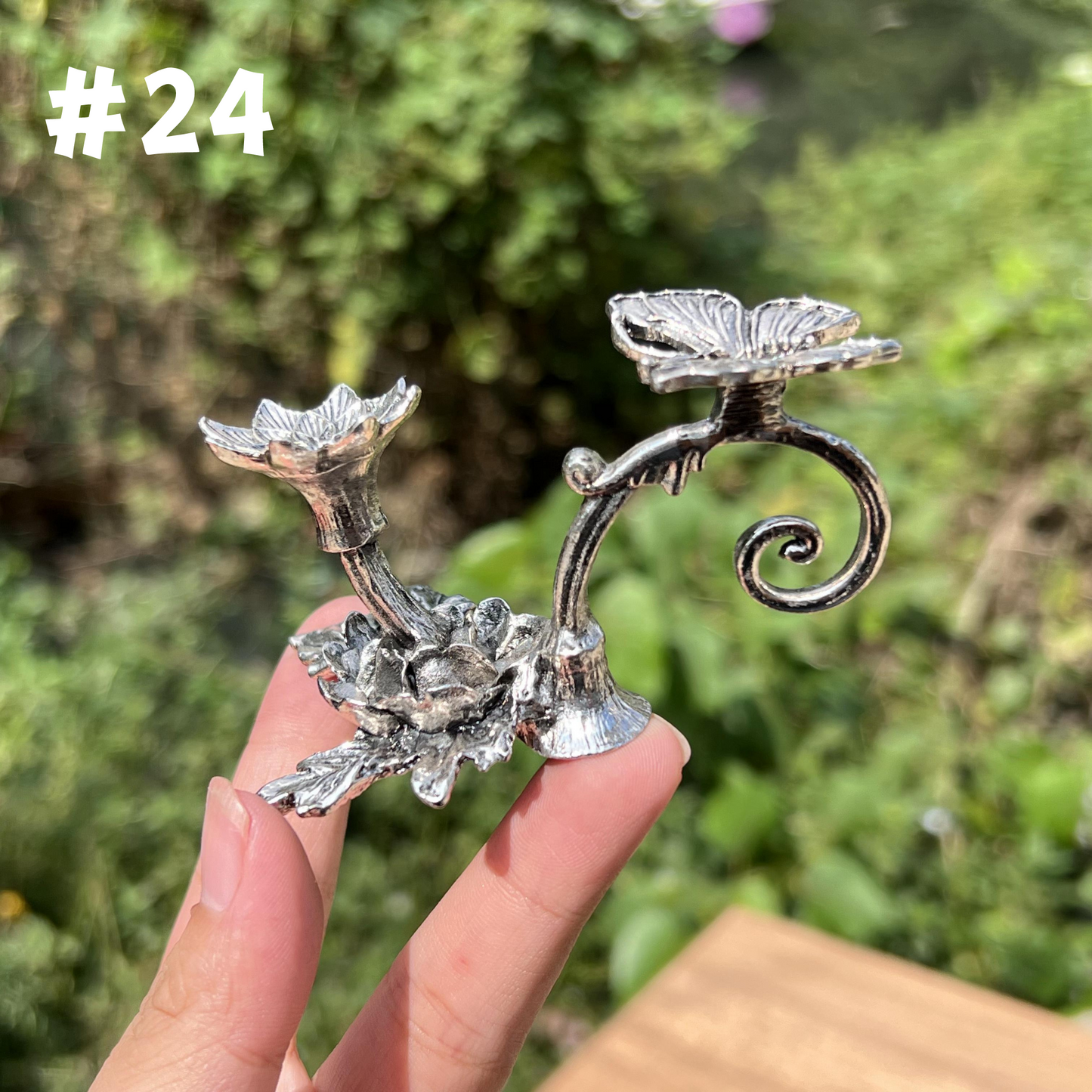Metal Crystal Sphere Holder - Shop